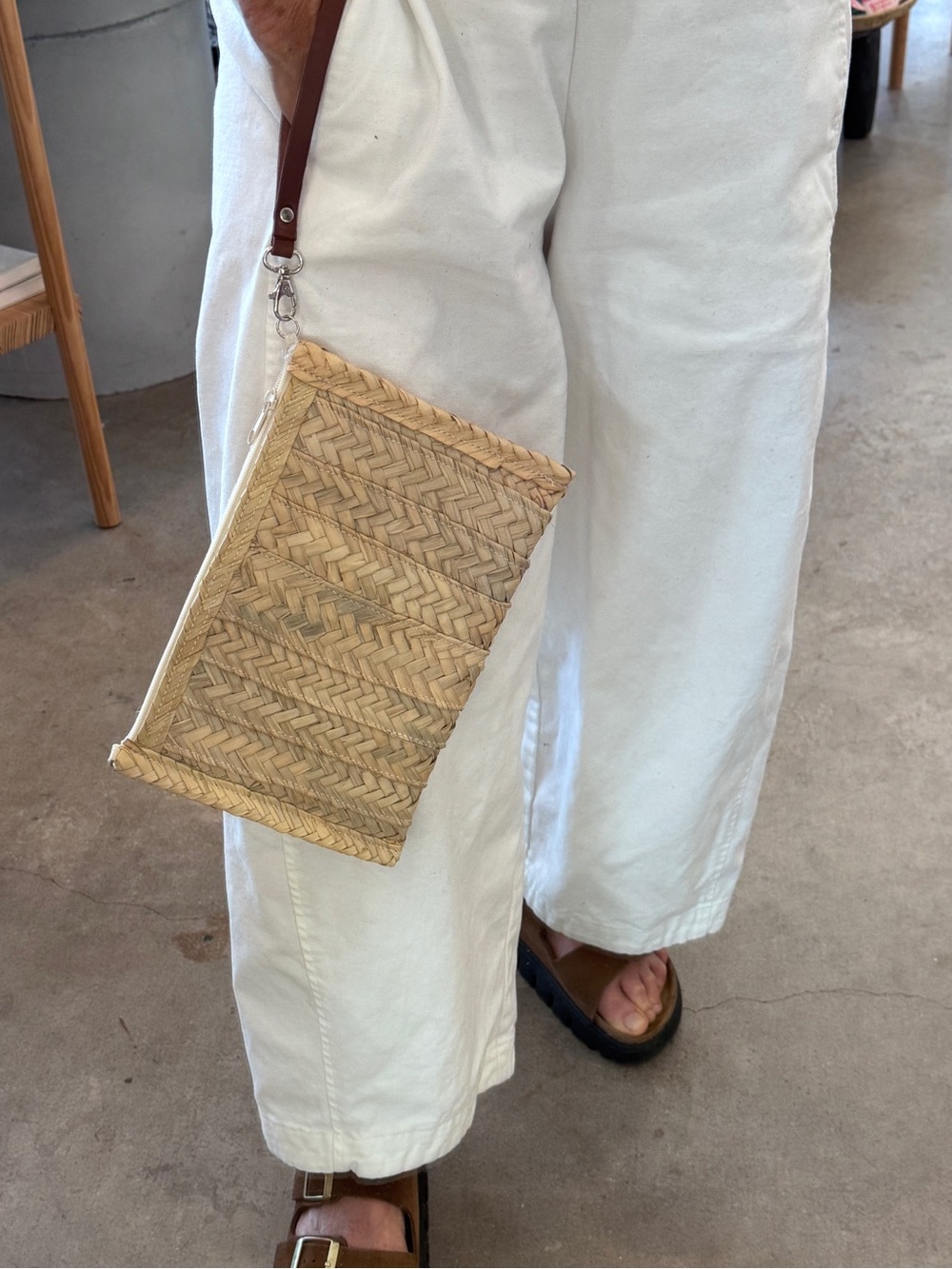 Straw Wrist Bag with Leather Handle
